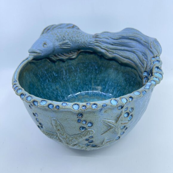 timberlate ceramic arts handcrafted ceramic bowl with fish & starfish design - Picture 2 of 10